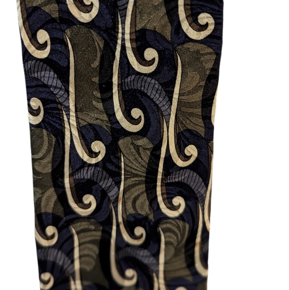 ZIGGURAT Longs Mulberry Neckwear Mens Designer Ties 100% Silk. Made in USA - Picture 11 of 11